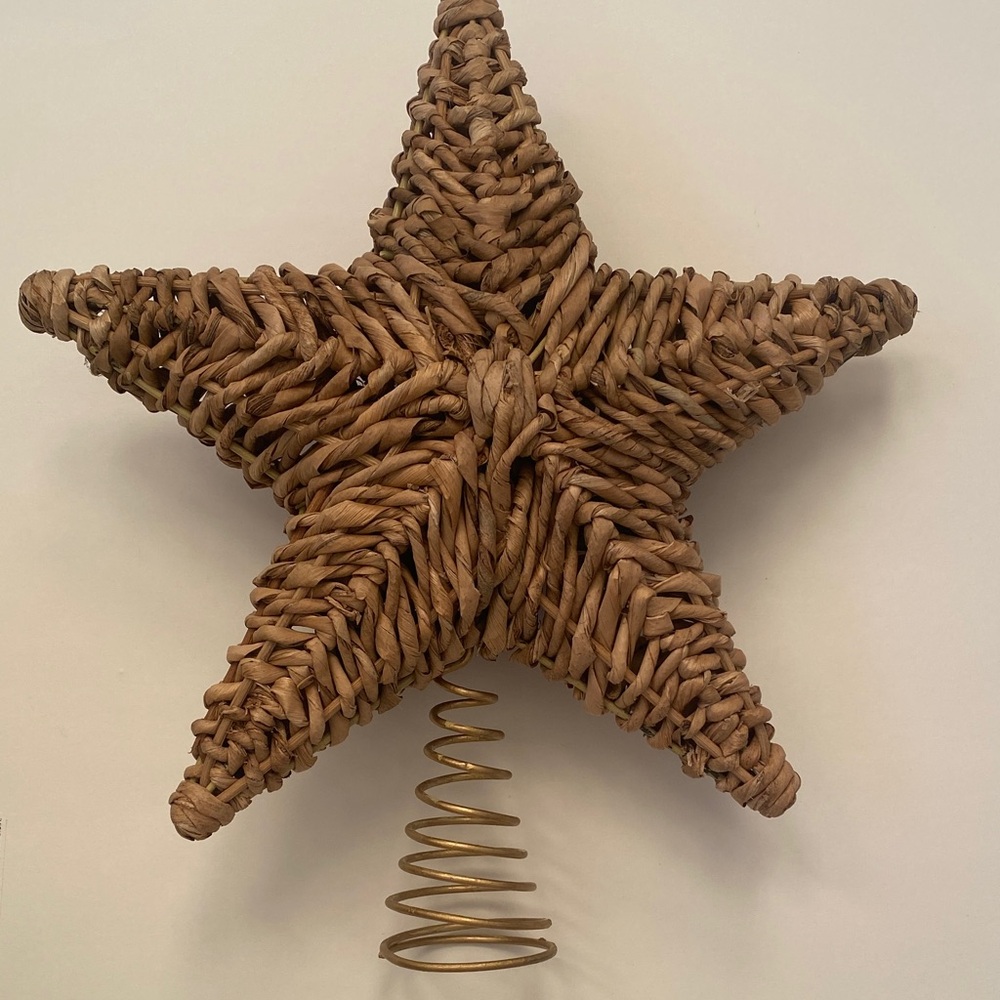 Holiday Christmas Tree Topper  Rattan Star Coastal Woven Rustic Decor